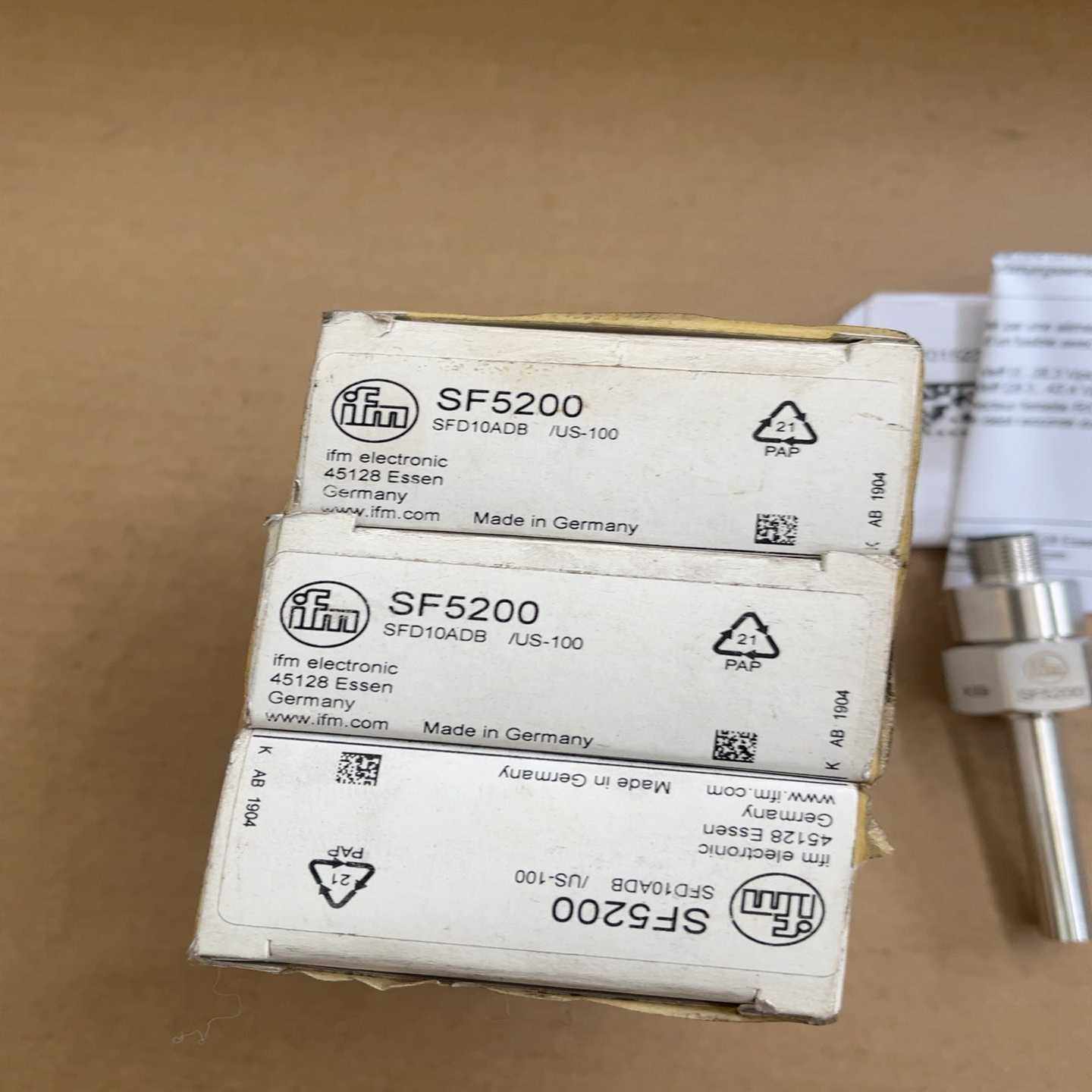 闲置3台ifm易福门流量传感器SF5200，全新未使用，公司--议价商品