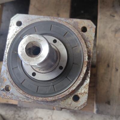 议价2 Sets Of Nugl 130 Speed Ratio 5 Planetary Reducers Cust