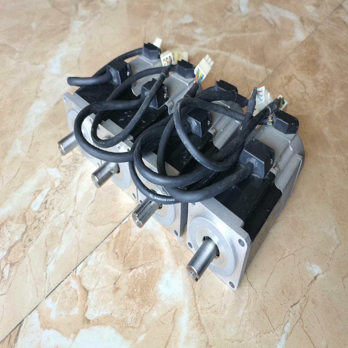 多么川电机4609N7190E200 功能，实物图。（电子设备）