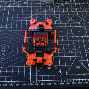 议价田宫ms底盘，前后抬高。铣柱避震。已调顺。全新的板件齐全。