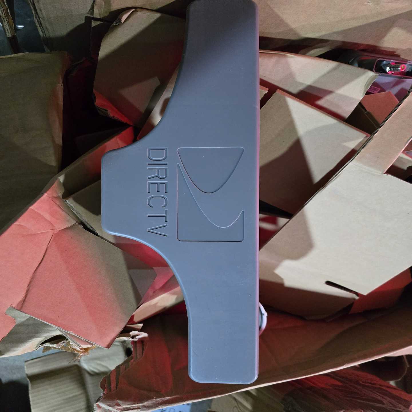 美国DIRECTV船用天线，全新几十个，单价--议价商品