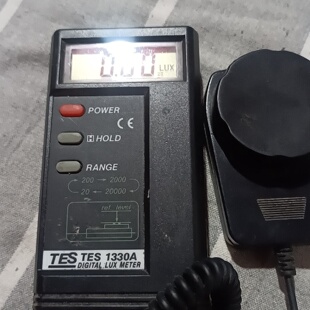 台湾泰仕TES1330A数字光照度计高精度成色如图 议价商品