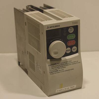 Mitsubishi FRS520S0.75KECR Inverter