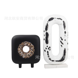 饰品 现代简约创意树脂几何工艺品摆件样板房售楼处桌面软装