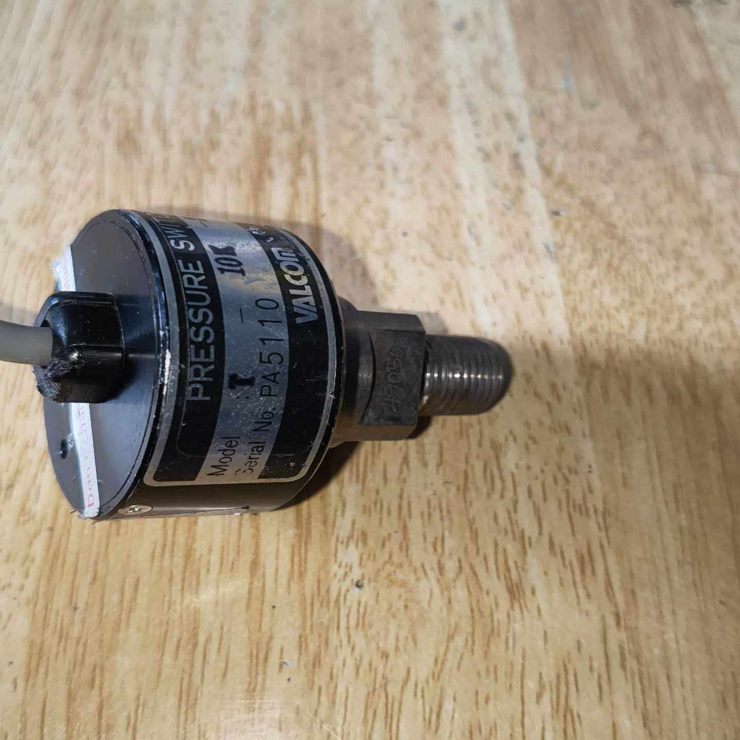 二手VALCOM压力传感器，型号PA5110，带线缆接口，外--议价商品