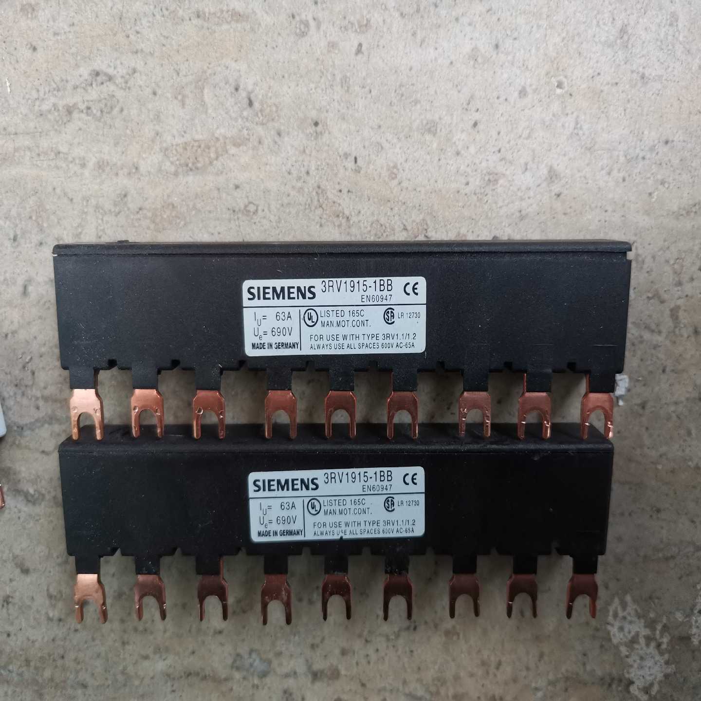 断路器线排断路器三相母线排3RV1915-1BB询价