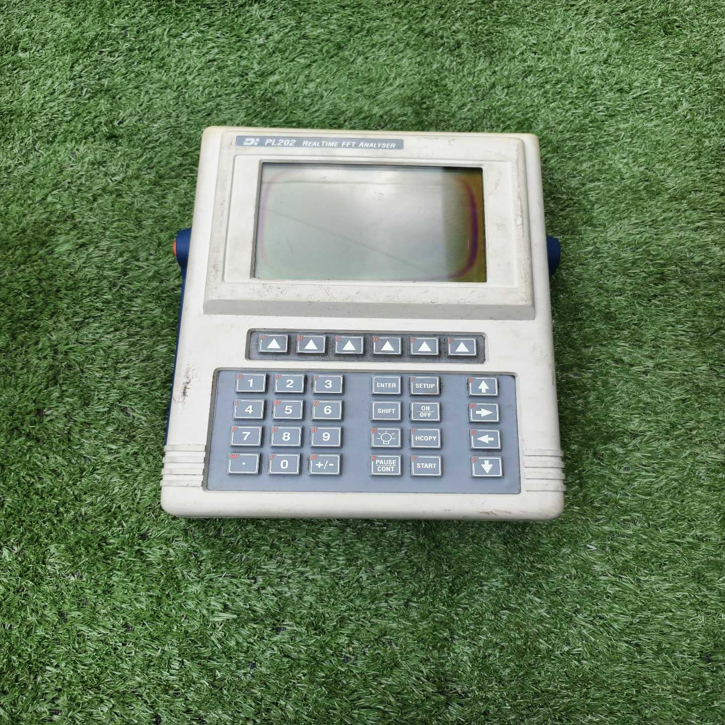 英国实时频谱分析仪型号PL202英国制造成色如图到--议价商品