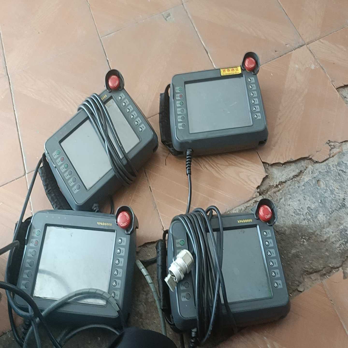 新睿注塑机机械手8寸屏XPAD8000--议价商品