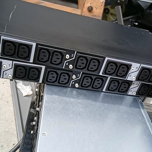 【询价】刚拆，IBM 39J1183  机柜PDU，150一个不带电