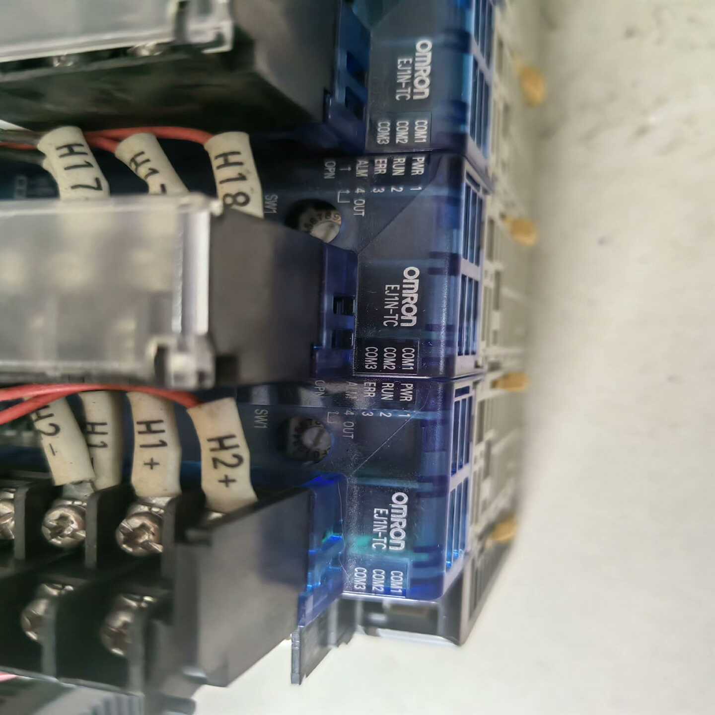 询价EJ1N-TC一整条,共8个温控模块