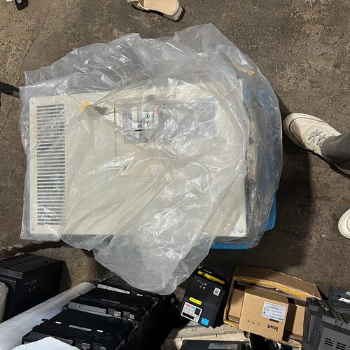 全新安川A1000变频器45KW37KW220VCIM-议价