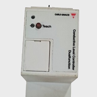 *new no box* CARLO GAVAZZI CLP2ET1C230 Supply 230 VAC