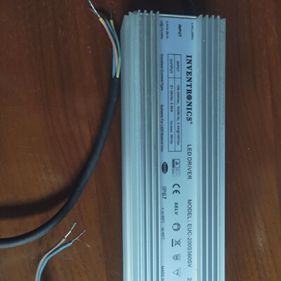 200W英飞特恒流防水电源EUC-200S560SV输出21-35V5.6A