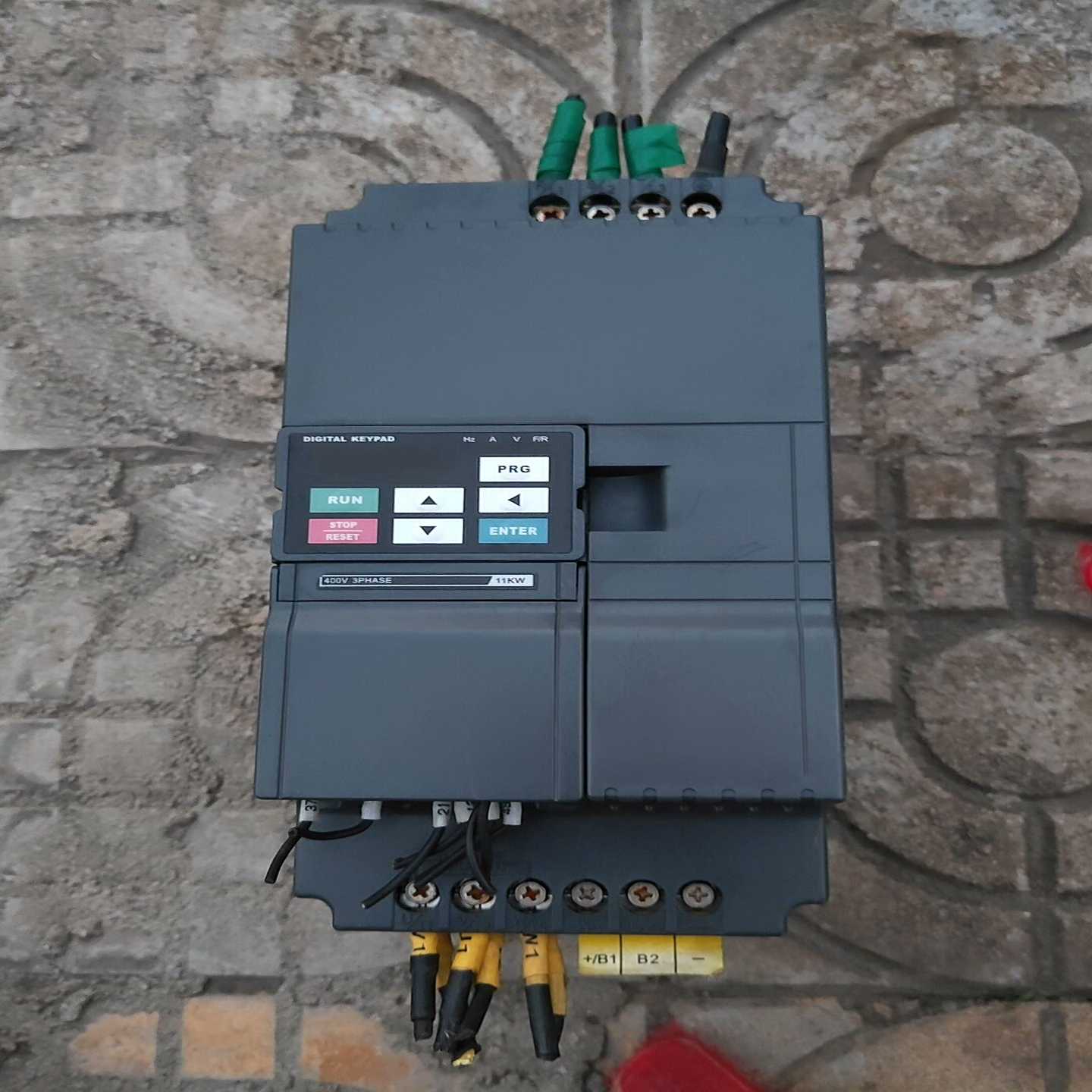 Z2400-11GY变频器11KW，无品牌，拆机功能包好