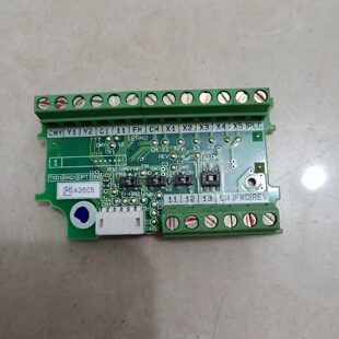 议价变频器端子板 SA537788-01 实物图