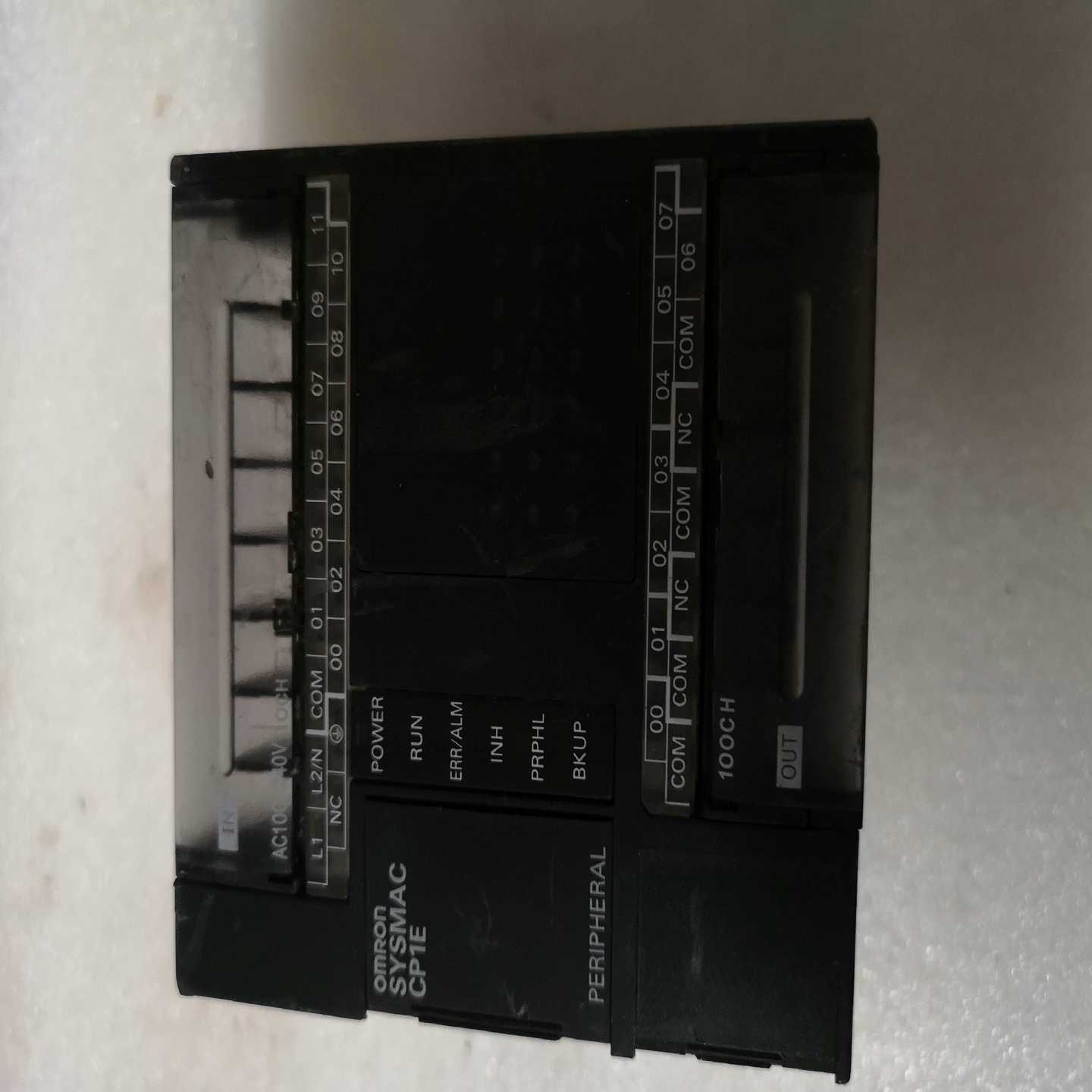 PLC欧欧龙CP1E-E20DR-A,拆机件,实物拍摄,需要--议价商品