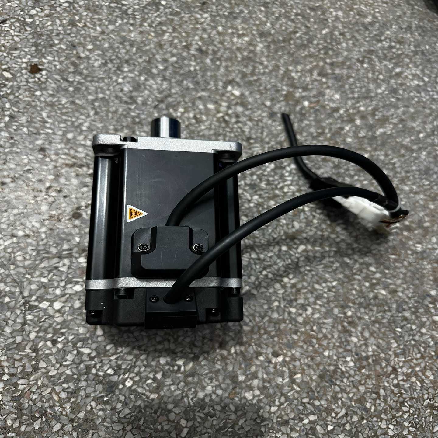 禾川伺服电机750WSV-X1MH075A-N2LN询价