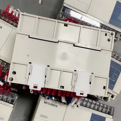 议价Disassemble The Mitsubishi Plc Fx1n40Mr001 The Color Is