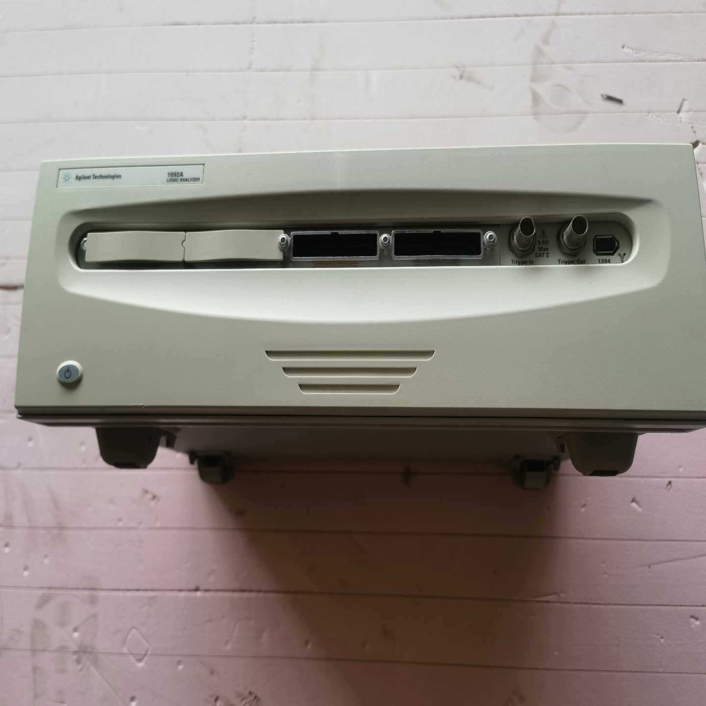 安捷伦1692A逻辑分析仪，成色不错如图实拍，通电没反应，低-询