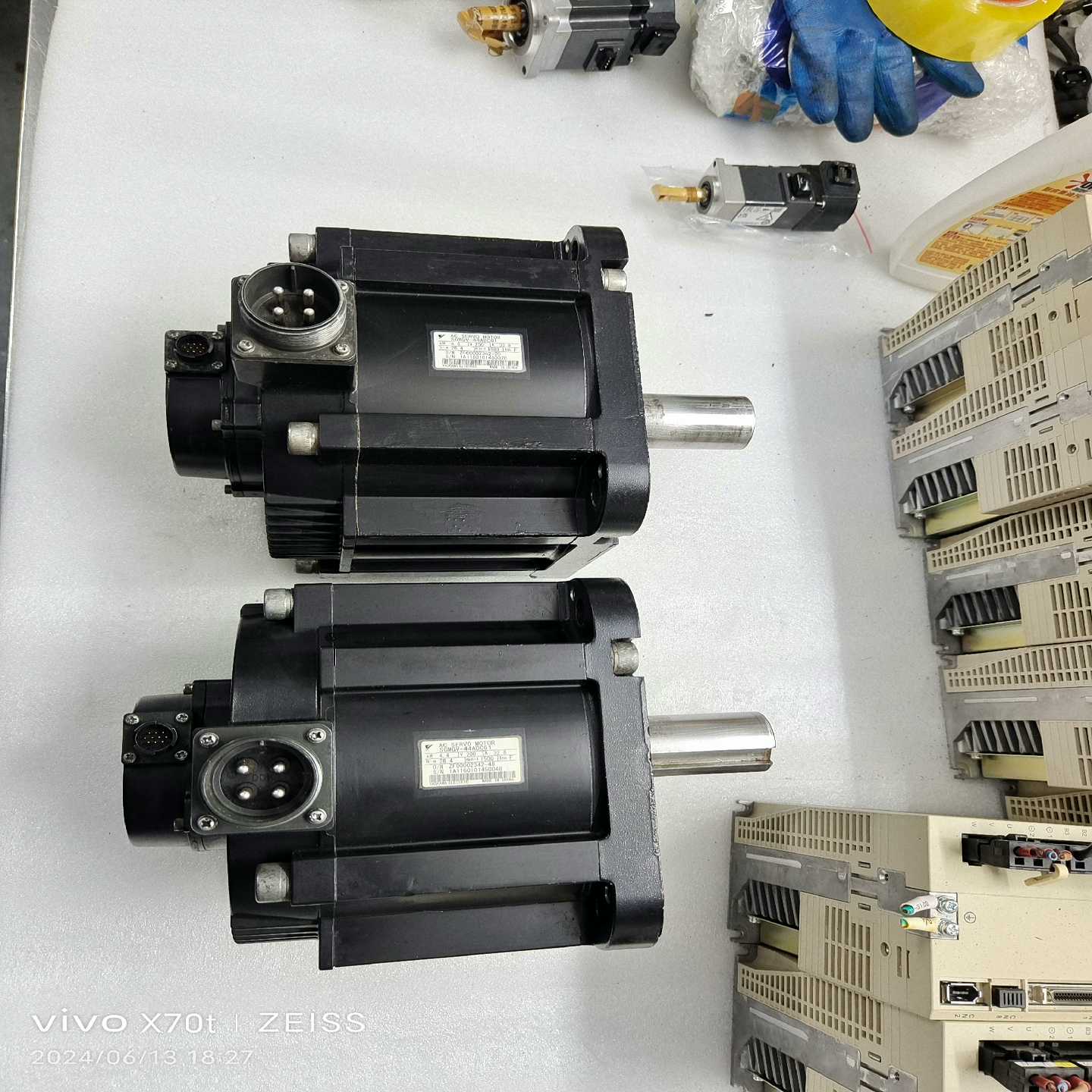 安川五系伺服电机，SGMGV-44ADC6C，4.4KW，二询价