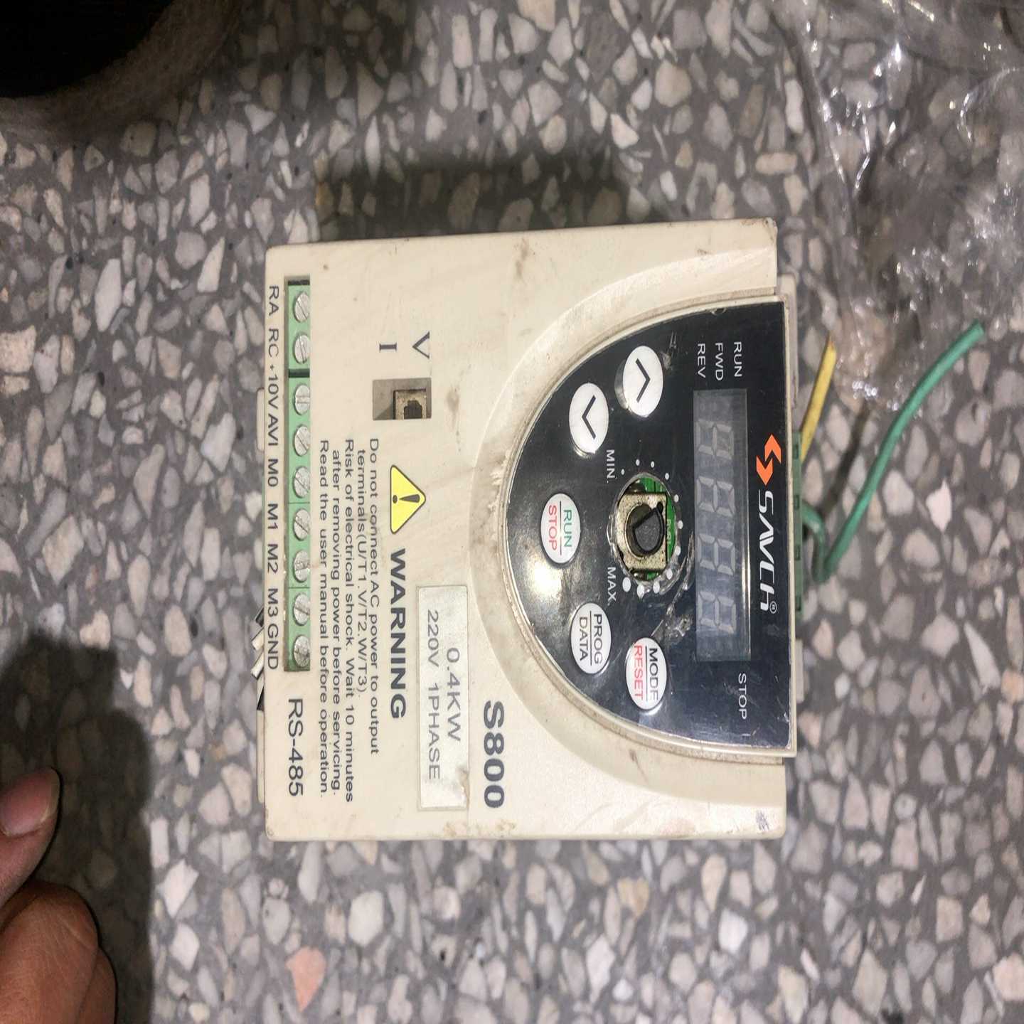 议价台湾三碁变频器S800-2S0.4G单相220V0.4KW