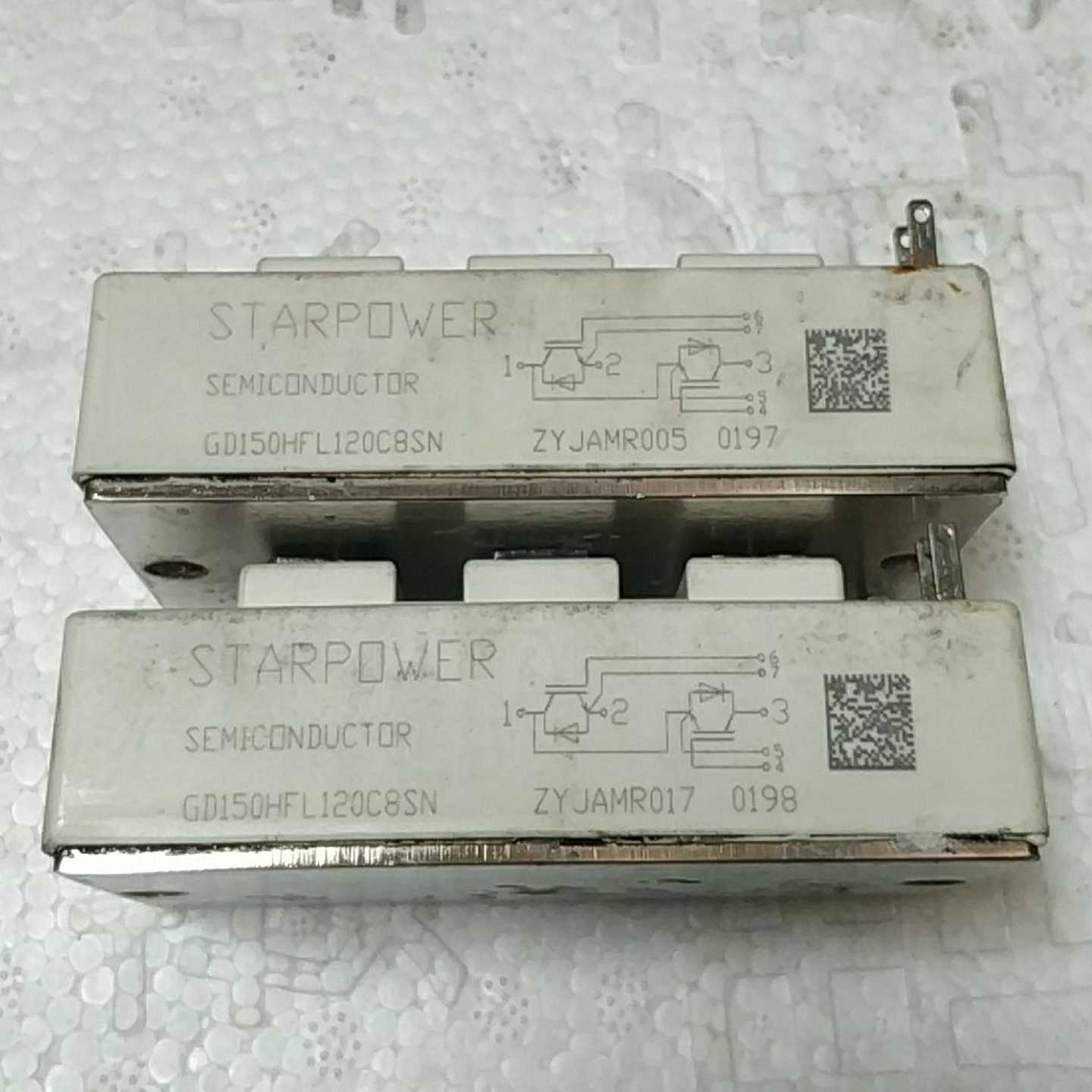 询价GD150HFL120C8SN2个实物图包上机