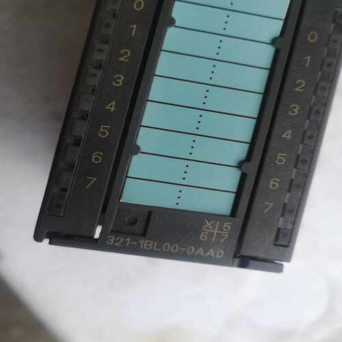 议价全新SICK西克高精度接近开传感器 WT18-3P420S2