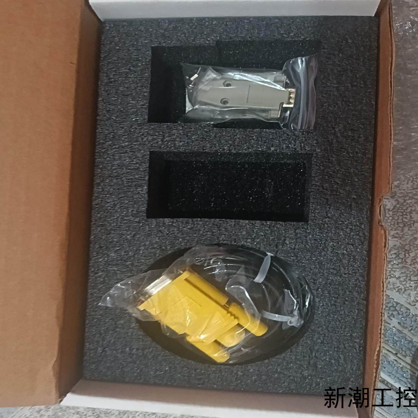 FUTEK放大器CSG110全新原装连接线议价商品