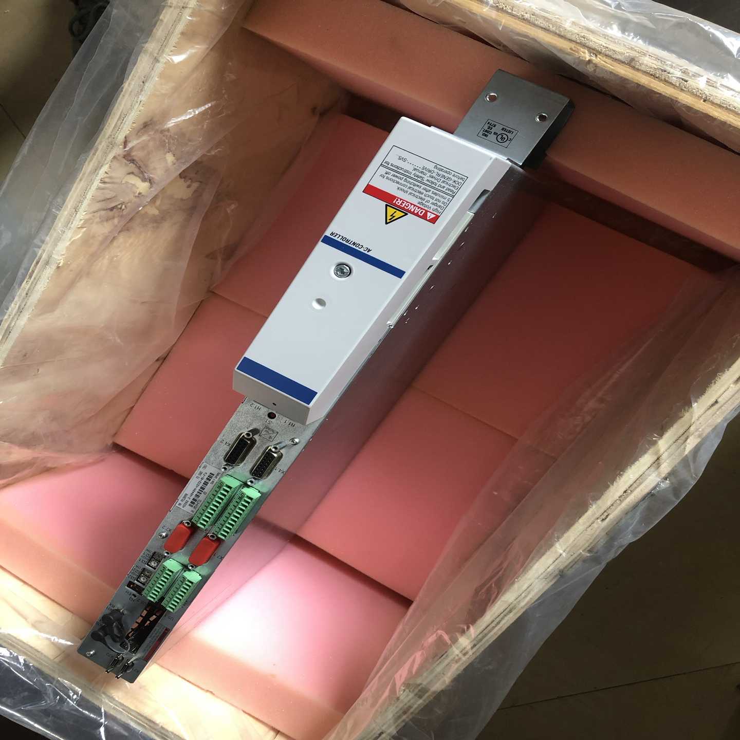 HDD02.2-W040N-HD32-01-FW 力士乐驱动（佳毅工控）