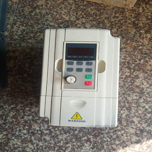询价~红旗泰变频器1.5KW EASY100－1R5G ，