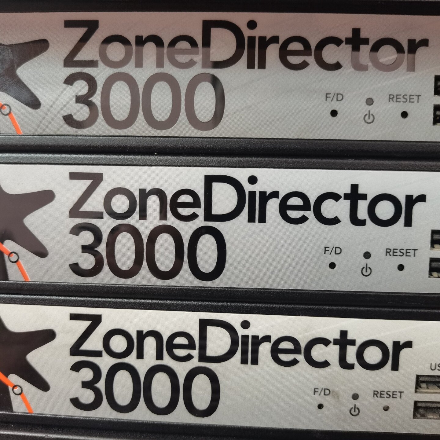 带500个永久Ruckus/优科ZD3000控制器 50-议价