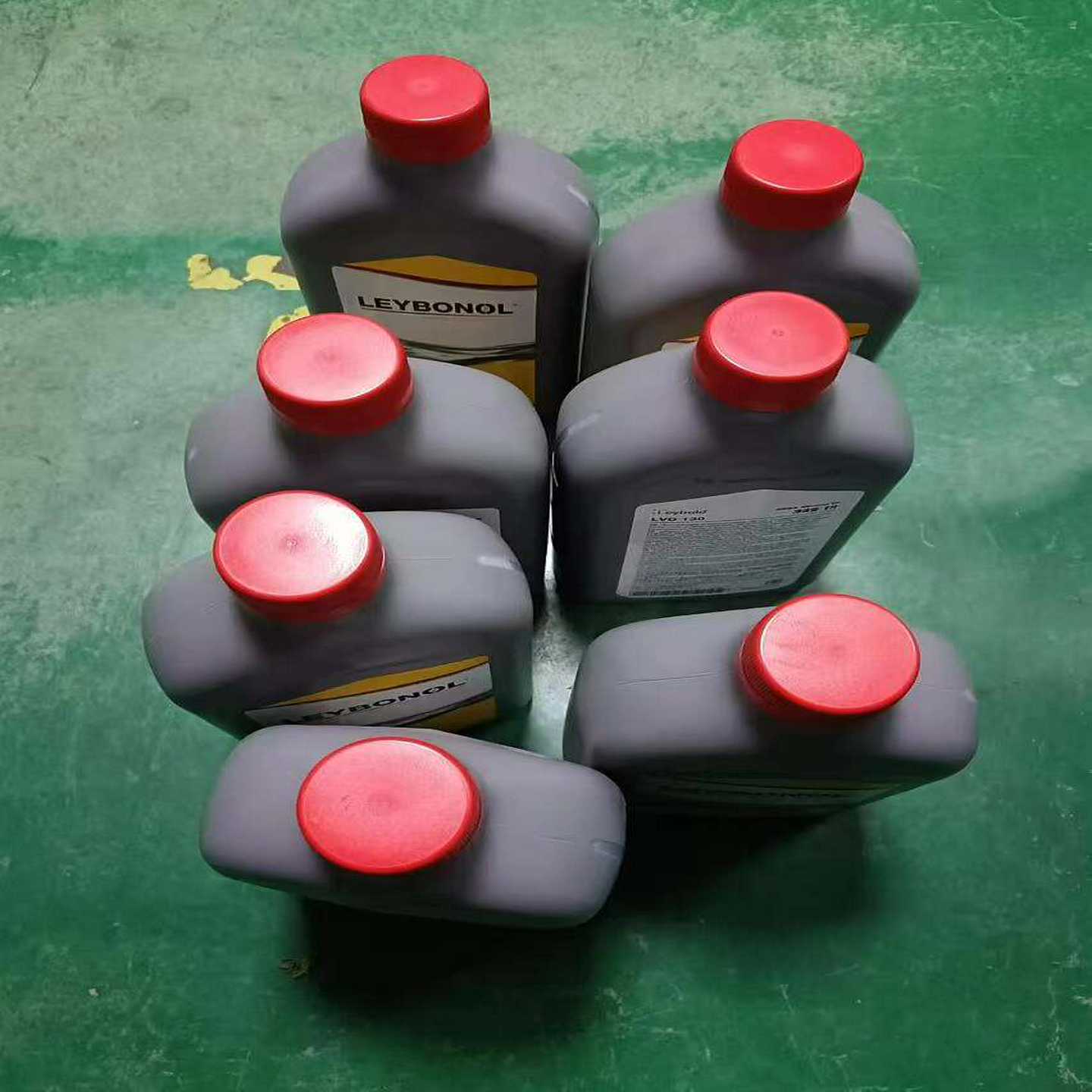 莱宝原装LVO130真空泵油出售，原装正品，需要的联系--议价商品