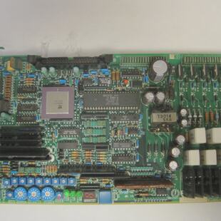 Carte YASKAWA DF8203416F0 DOCCASION CACRSRCA