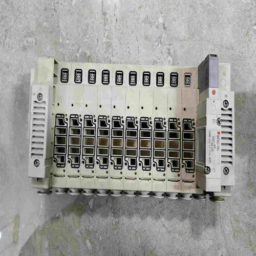 询价~电磁阀底座，SS5V-10FD1-11BS-C8