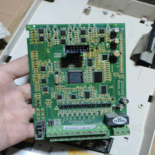 询价易驱GT210变频器主板EB14553SMB15KW图片