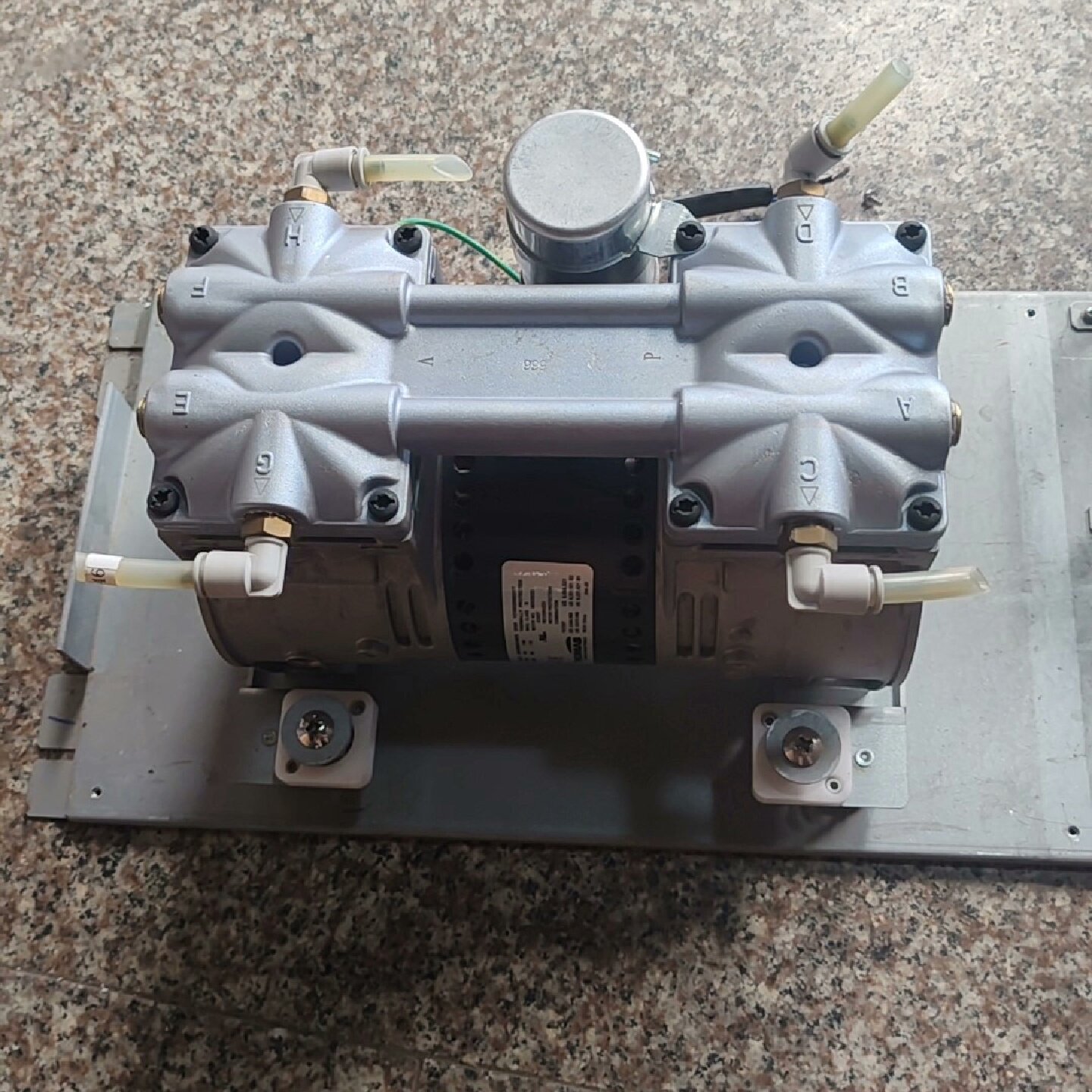 THOMAS托玛斯医用空压机气泵电机真空泵--议价商品