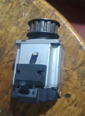 欧姆龙伺服电机R88M-G40030L-S2400W-议价