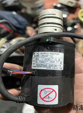 拆机安川电机型号是SGME-A5AF12成色很新300议价商品