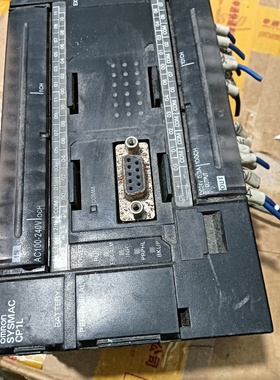 议价CP1LM40DRA欧姆龙omron二手拆机原装正品成色议价