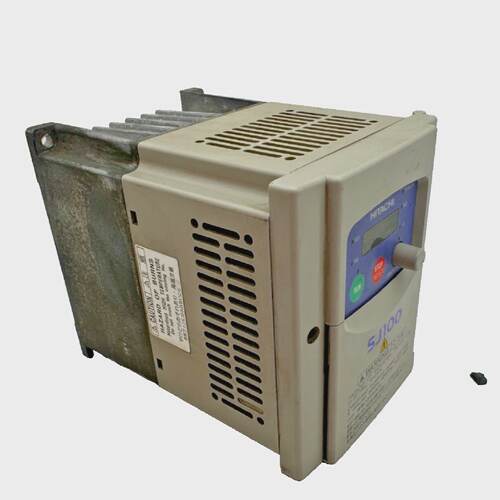 HITACHI SJ100007HFE 1HP 0.75kW 380460V Wechselrichter