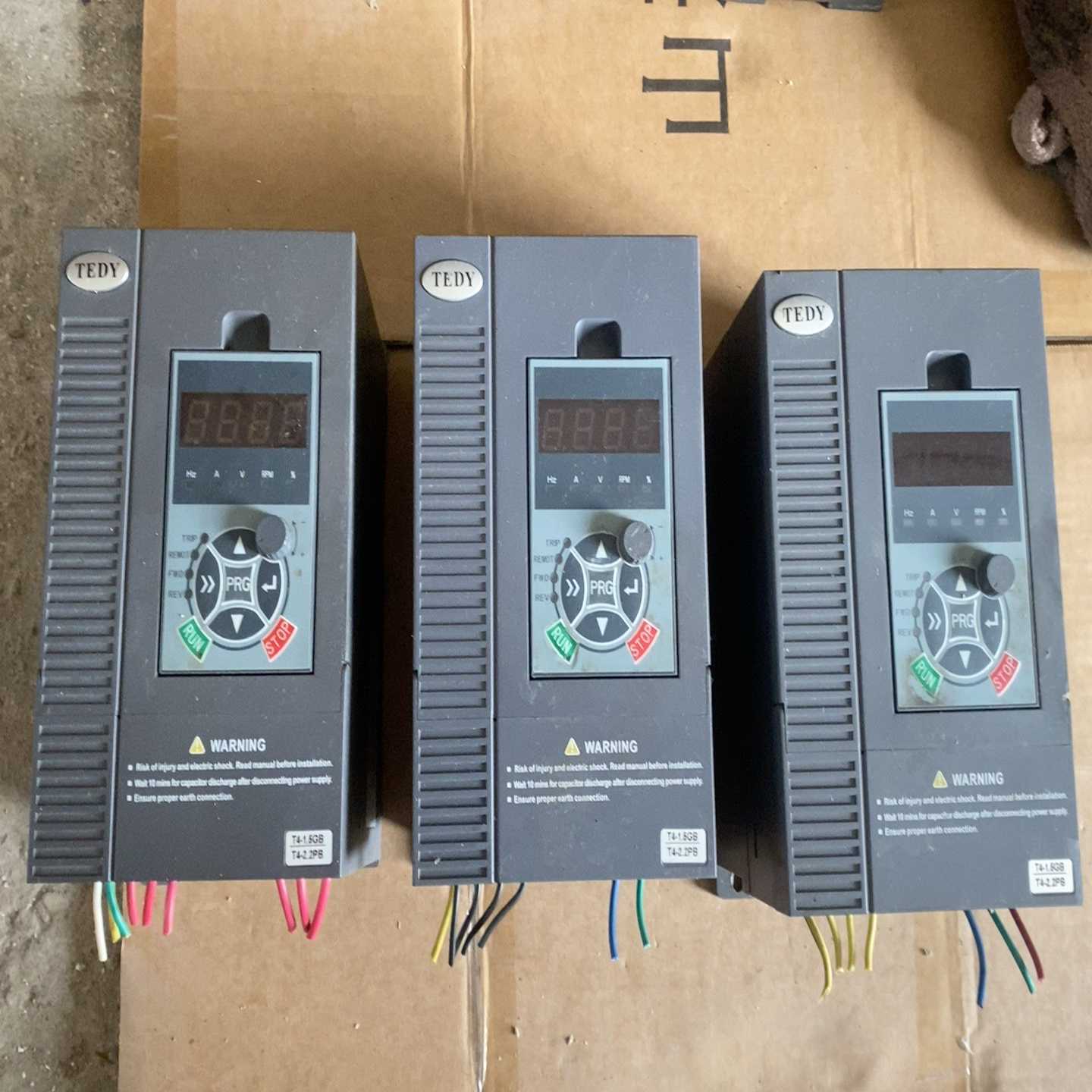 东渊变频器DY200-T41R5GB/2R2PB-S