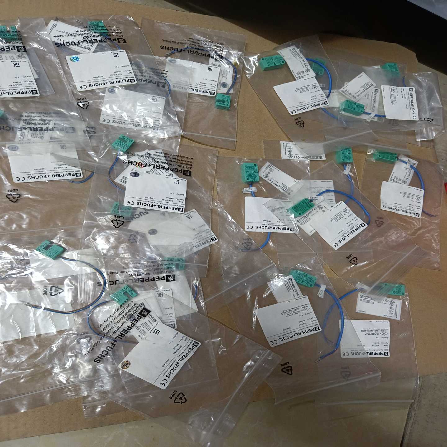 NJ2-V3-N倍加福传感器,有10个,议价