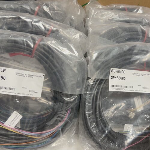 【询价】基恩士OP-88680读码器连接线，实图11件。