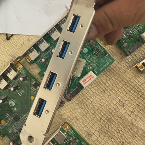 询-台湾映奥IOI图像采集卡U3PCIE1XG211扩展卡US
