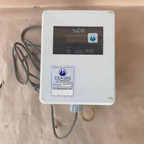 CEA INSTRUMENTS CEA 266 CO2 MONITOR CARBON DIOXIDE GAS ANALY