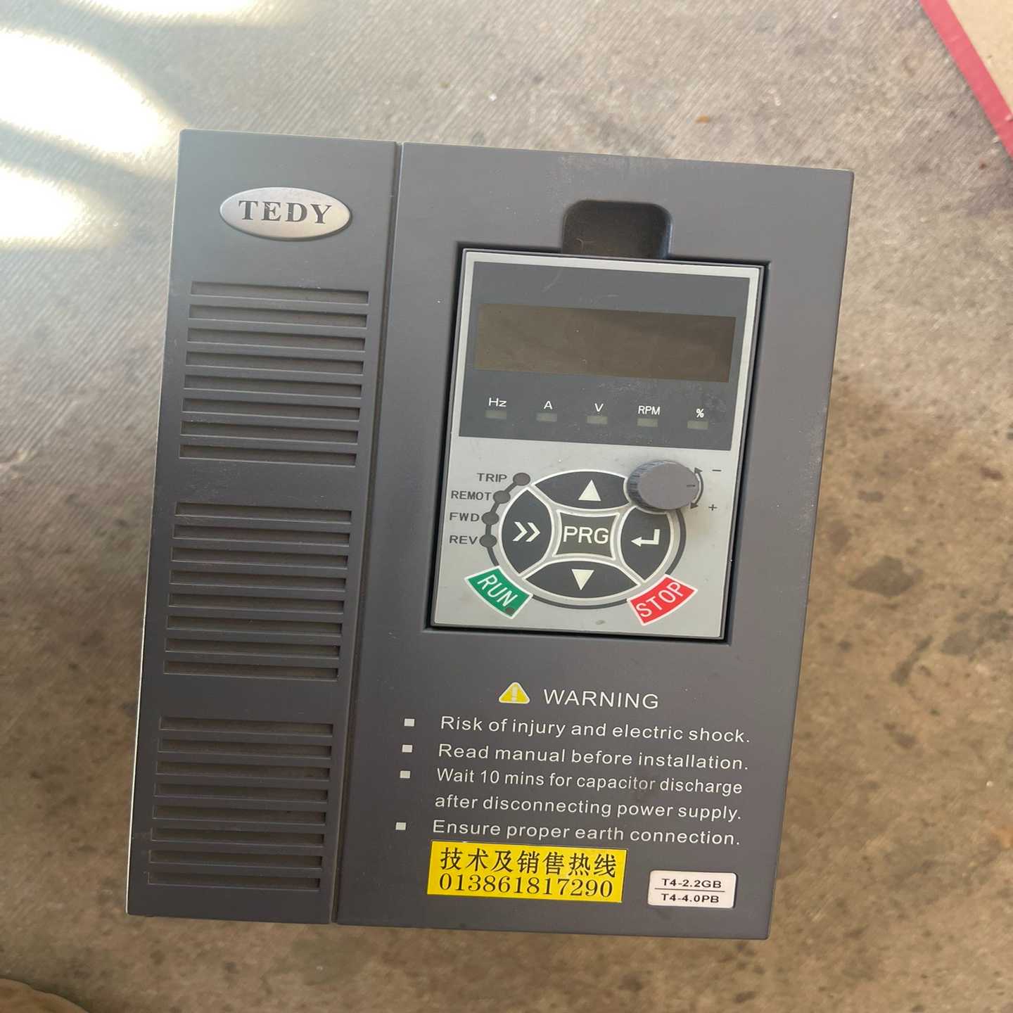 咨询-TEDY澳地特变频器AD300-T42R2GB/4R0PB