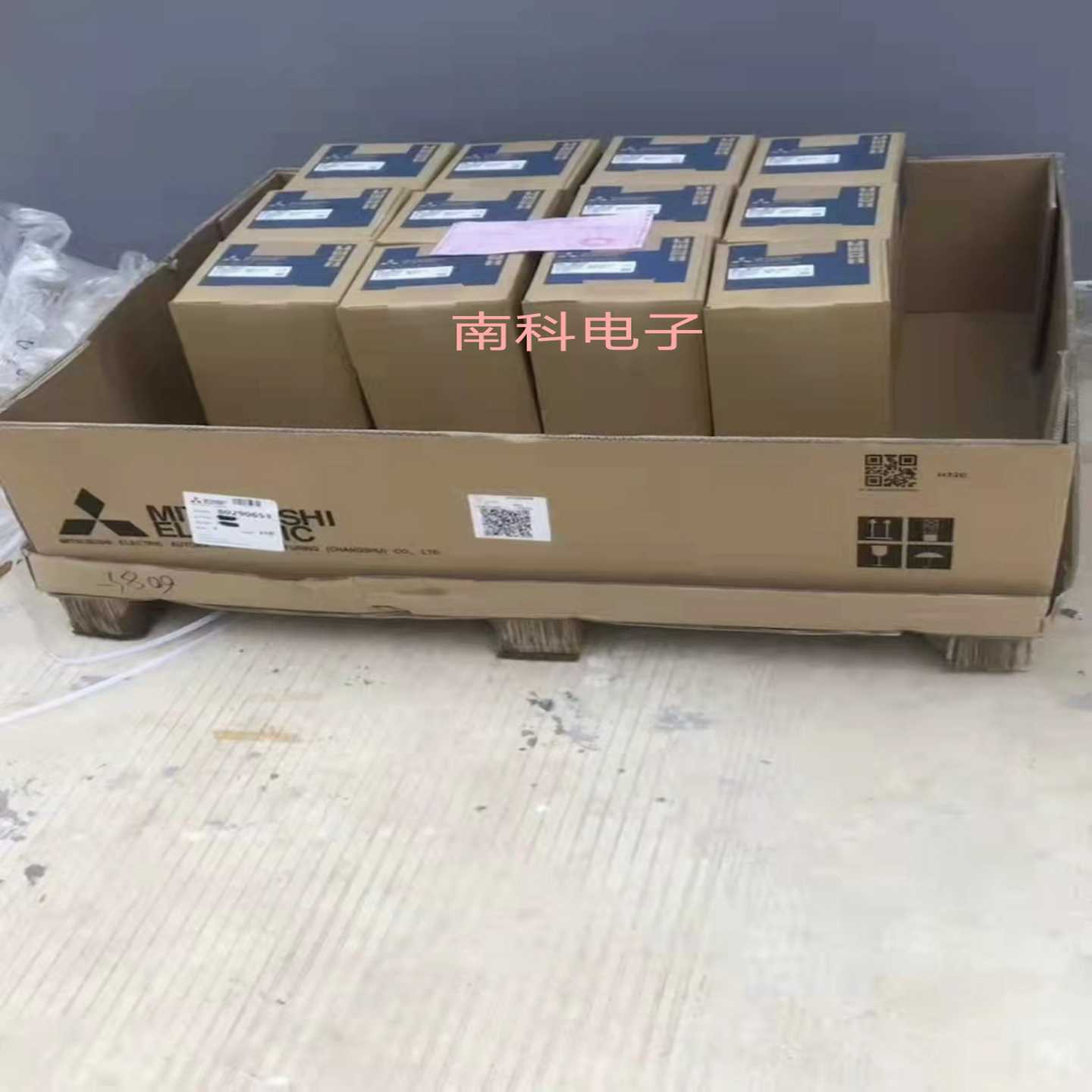 三菱伺服电机MR-JE-70AS/ HJ-KS73J缺货型号【鑫鑫商铺】