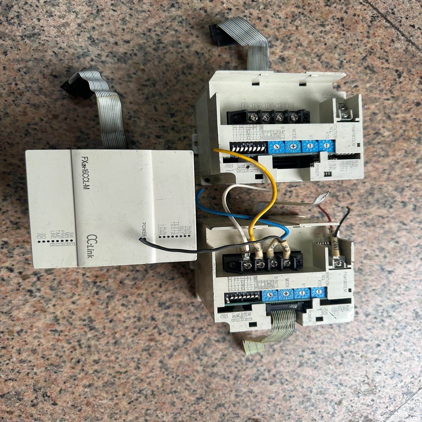 议价三菱FX2N-16CCL-M，拆机货，实物照片，成色新，功能