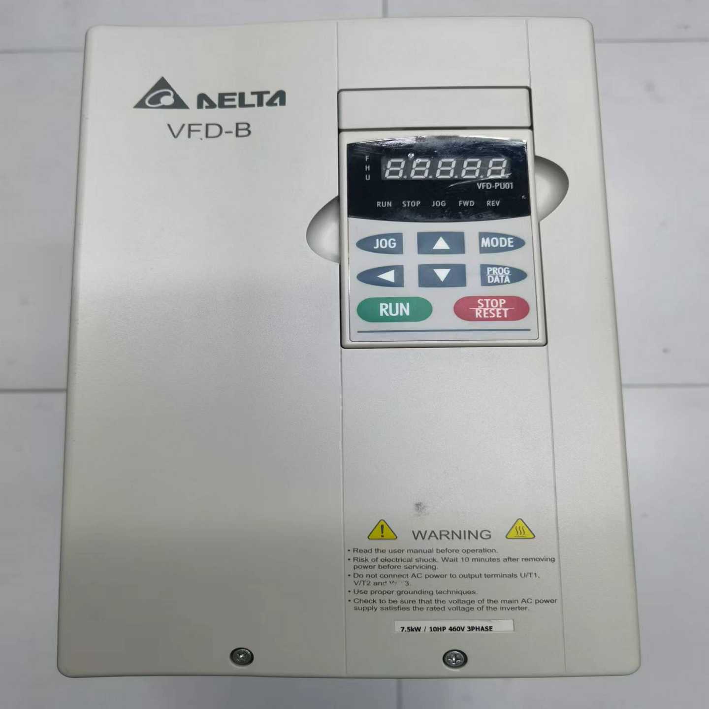 九成新台达变频器VFD075B43A7.5千瓦38(亚飞商行）