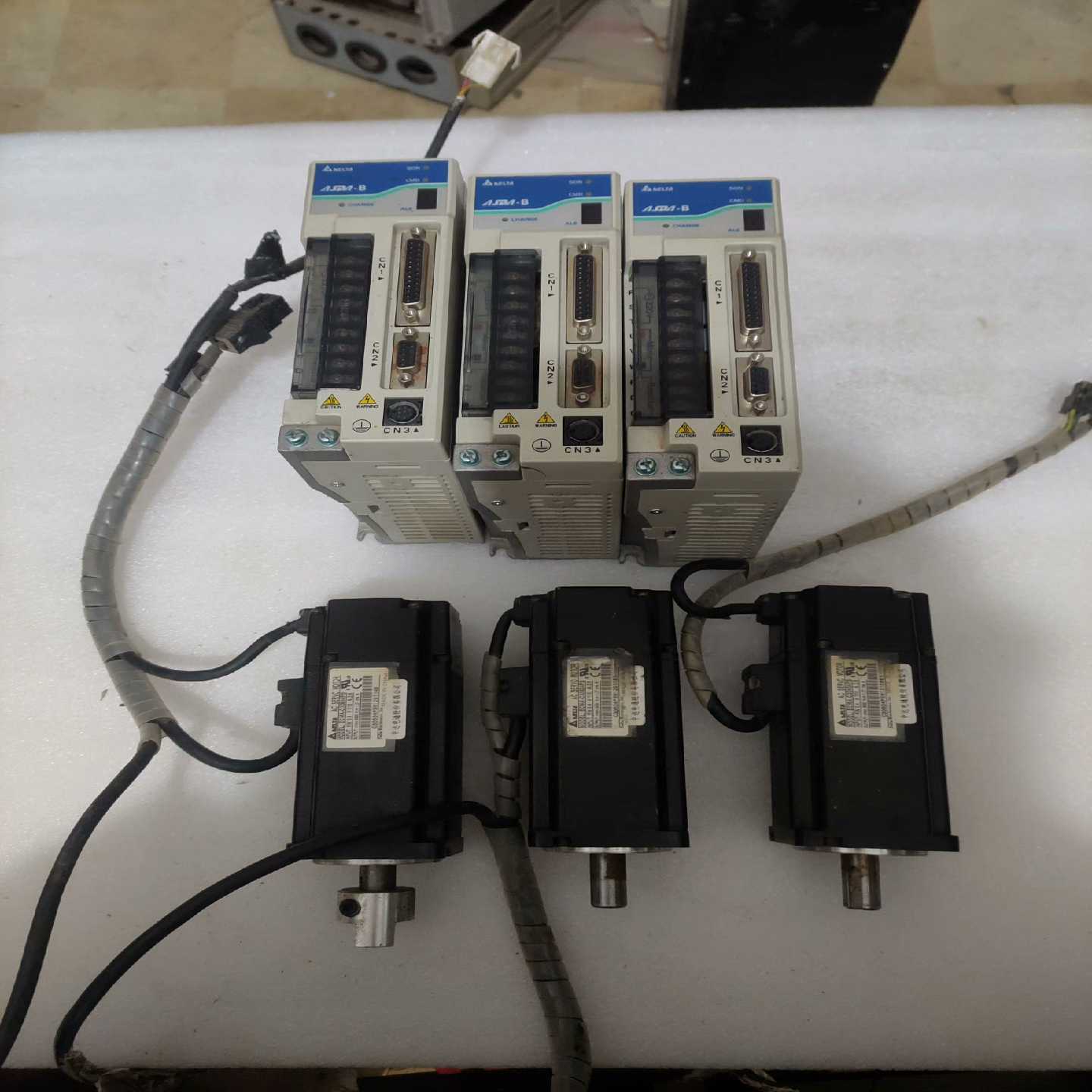 台达ECMA-C30604PS电机3个，04KW询价